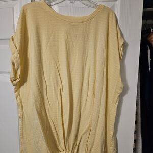 Maurices 24/7 Women's Light Yellow Knot-Front Top Size 2X